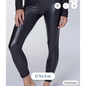 X by Gottex Faux Leather Crop Leggings Black High Rise Coated Stretch Size M